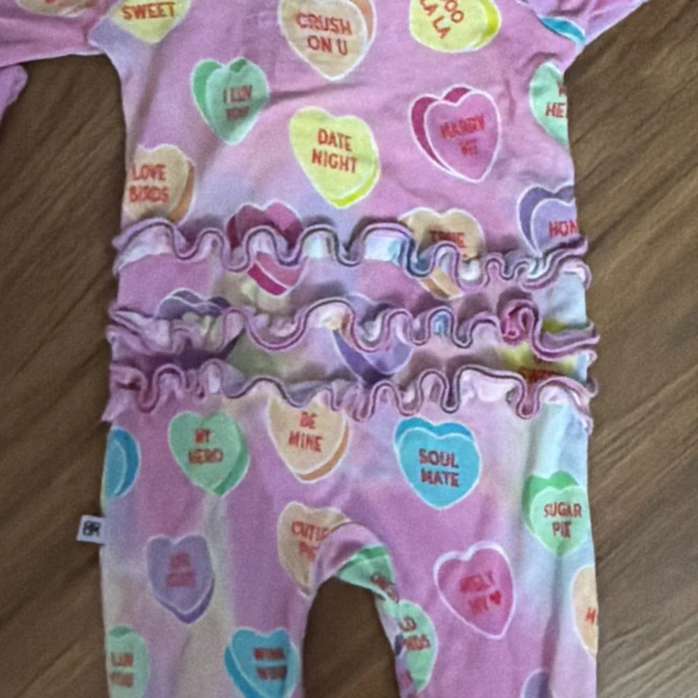 Bums & Roses Sweethearts Candy Baby Girls 0-3 Months Ruffle Footed Sleeper Pjs